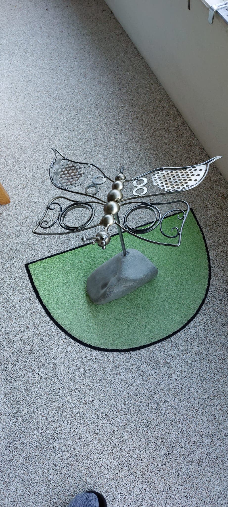 Metallkunstwerk von Nik Kläusler aus Bönigen – Inspiration für Auftragsarbeiten