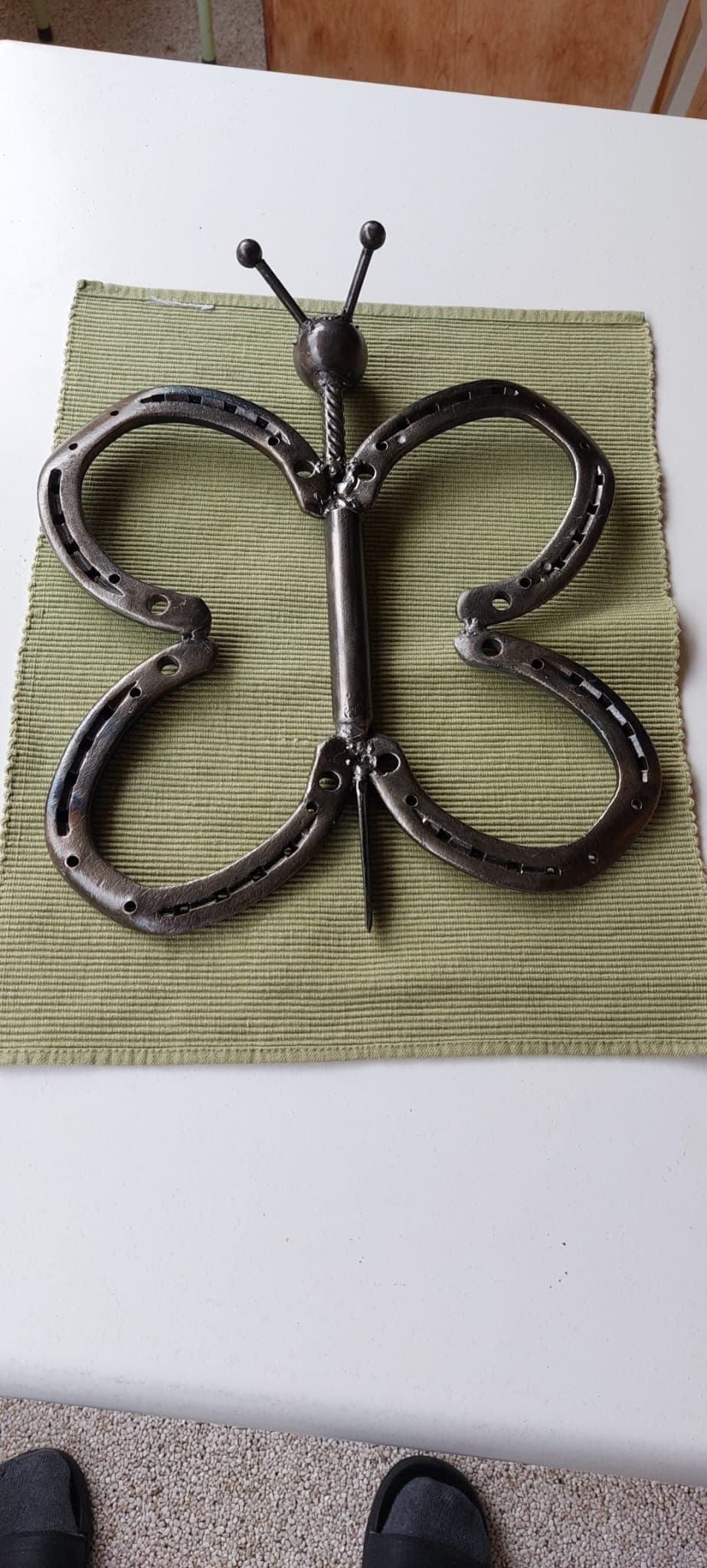 Metallkunstwerk von Nik Kläusler aus Bönigen – Inspiration für Auftragsarbeiten