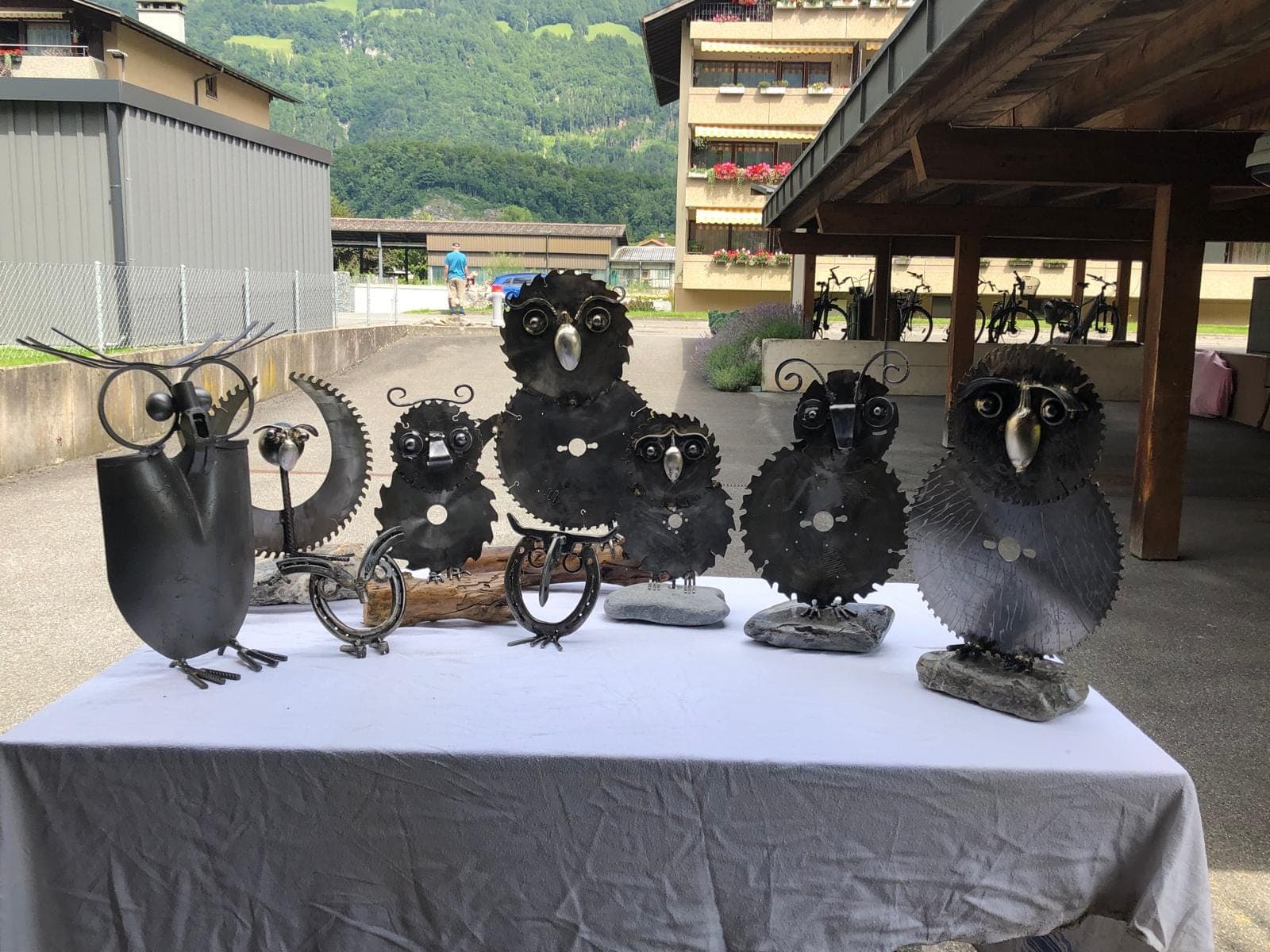 Metallkunstwerk von Nik Kläusler aus Bönigen – Inspiration für Auftragsarbeiten
