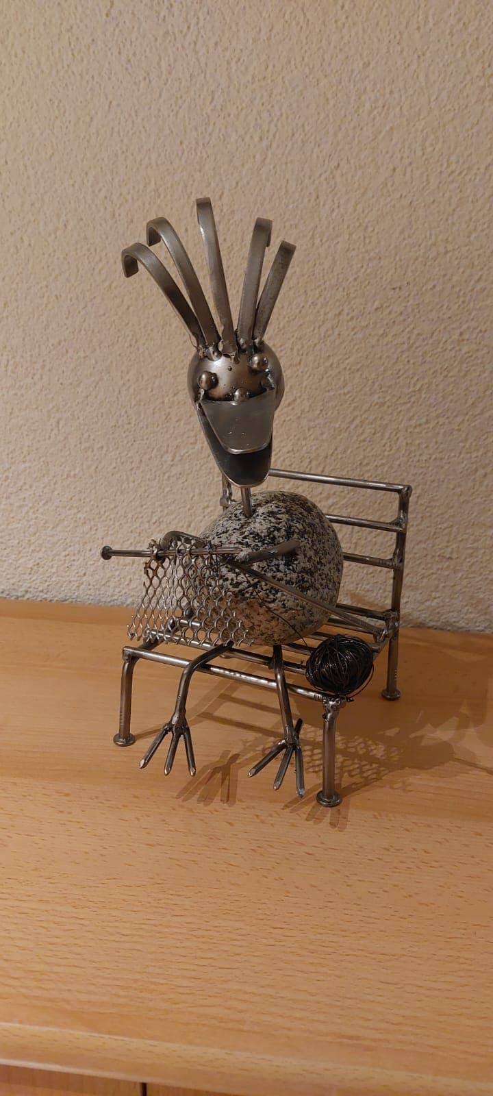 Metallkunstwerk von Nik Kläusler aus Bönigen